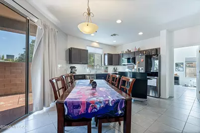 9210 E Desert Cove Circle, Tucson, AZ 85730 - Photo 8