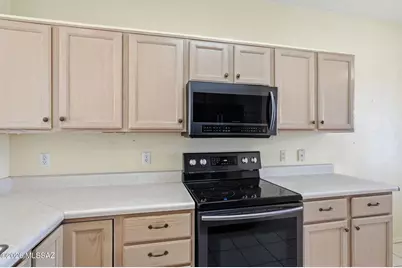 7608 W Amber Ridge Way, Tucson, AZ 85743 - Photo 8