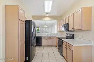 7608 W Amber Ridge Way, Tucson, AZ 85743 - Photo 2