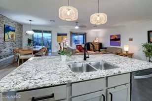 2226 W Desert Topaz Wy, Tucson, AZ 85742 - Photo 16