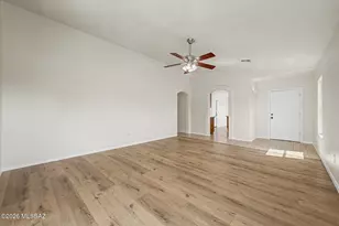 5919 E Chaucers Dr, Tucson, AZ 85756 - Photo 2