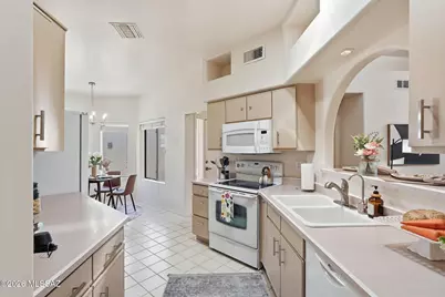 374 S Placita De Caborca, Green Valley, AZ 85614 - Photo 8