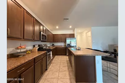 5010 E Wash Overlook Drive, Tucson, AZ 85706 - Photo 6