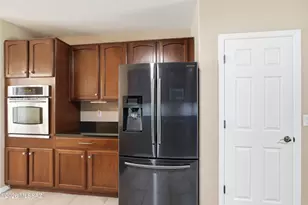 8060 N Painted Feather Dr, Tucson, AZ 85743 - Photo 14