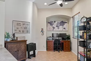 12587 N New Reflection Dr, Marana, AZ 85658 - Photo 10