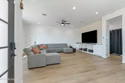 15781 N Twin Lakes Drive, Tucson, AZ 85739 - Photo 6