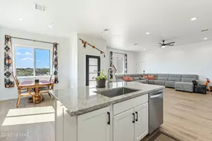 15781 N Twin Lakes Dr, Tucson, AZ 85739 - Photo 14
