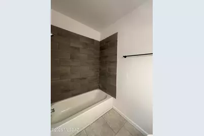 132 W 32nd Street, Tucson, AZ 85713 - Photo 8