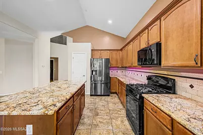 893 W Calle Barbitas, Sahuarita, AZ 85629 - Photo 10