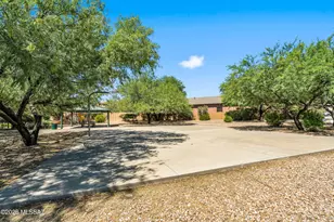 96 E Calle Trona, Green Valley, AZ 85614 - Photo 38