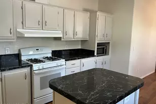 6450 N Gemstone Rd, Tucson, AZ 85743 - Photo 10