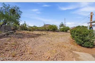 2240 W San Juan Trail, Tucson, AZ 85713 - Photo 24