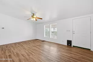 2240 W San Juan Trail, Tucson, AZ 85713 - Photo 8