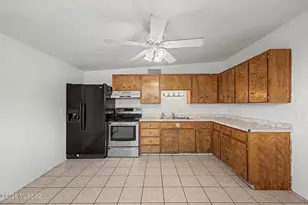 1841 W Caravelle Rd, Tucson, AZ 85713 - Photo 12