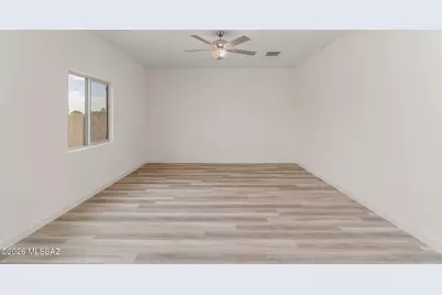 13345 N Cypress Gardens Drive, Marana, AZ 85653 - Photo 10