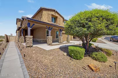 11921 N Silver Village Place, Oro Valley, AZ 85737 - Photo 2