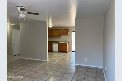 113 W Corona Road, Tucson, AZ 85756 - Photo 2