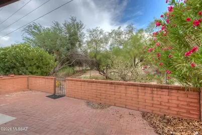 77 W Calle Del Lago, Green Valley, AZ 85614 - Photo 28