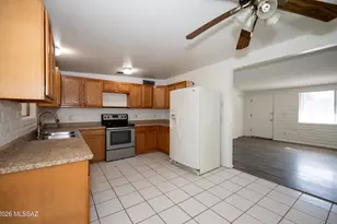 3912 S Grand Palm Dr, Tucson, AZ 85730 - Photo 8