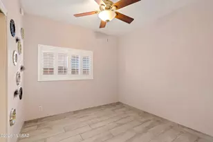 8140 N Iron Ridge Dr, Tucson, AZ 85743 - Photo 24