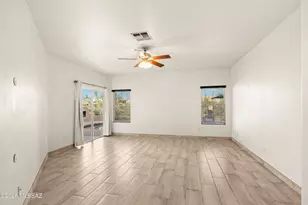 8140 N Iron Ridge Dr, Tucson, AZ 85743 - Photo 18