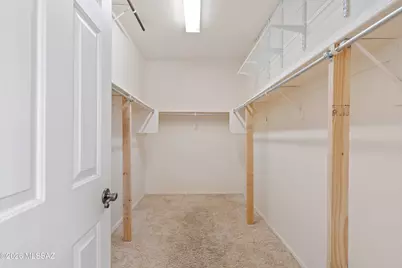8140 N Iron Ridge Drive, Tucson, AZ 85743 - Photo 22