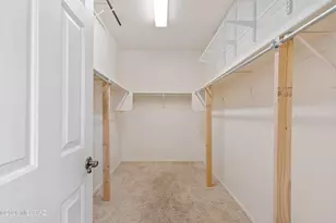 8140 N Iron Ridge Dr, Tucson, AZ 85743 - Photo 22