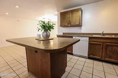 4540 W Lynn Circle, Tucson, AZ 85741 - Photo 8