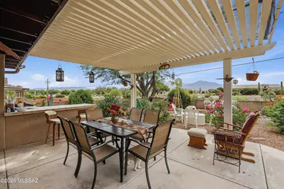 132 E Santa Rebecca Drive, Green Valley, AZ 85614 - Photo 4