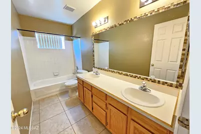 9827 N Stonecreek Place, Tucson, AZ 85742 - Photo 16
