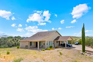 215 Toltec Ct, Rio Rico, AZ 85648 - Photo 4