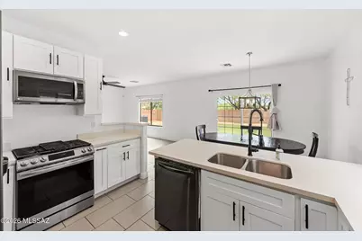 6509 S De Concini Drive, Tucson, AZ 85757 - Photo 18
