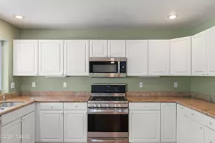 497 E Heatherglenn Pl, Oro Valley, AZ 85755 - Photo 22