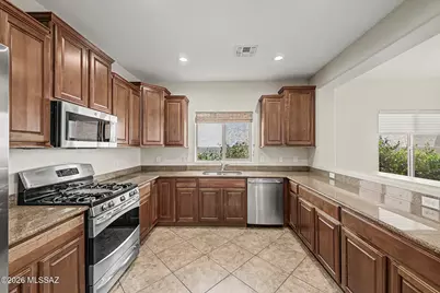 1283 W Vinovo Pass, Oro Valley, AZ 85755 - Photo 12