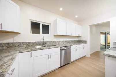 3926 E Louis Lane, Tucson, AZ 85712 - Photo 6