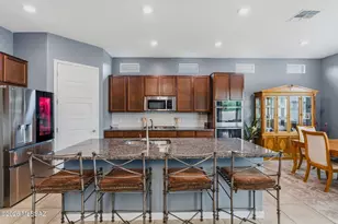 10955 W Radcliff Dr, Marana, AZ 85653 - Photo 8