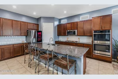 10955 W Radcliff Drive, Marana, AZ 85653 - Photo 10