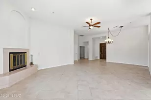 3412 S Waterfall Dr, Green Valley, AZ 85614 - Photo 12