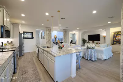 7776 W Buckeye Path, Marana, AZ 85658 - Photo 12