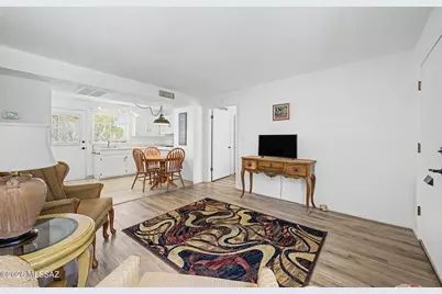 364 S Paseo Lobo #C, Green Valley, AZ 85614 - Photo 6