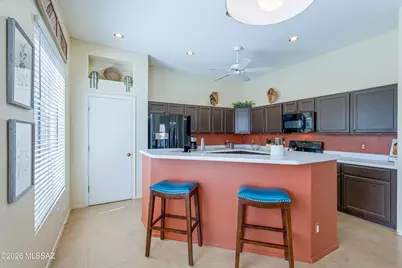 5365 W Owlclover Place, Marana, AZ 85658 - Photo 16