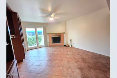 6736 E Rosewood Circle, Tucson, AZ 85710 - Photo 8
