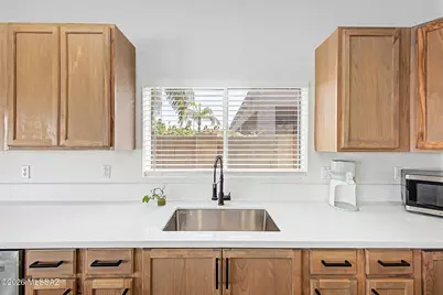 8234 N Stonehill Drive, Tucson, AZ 85743 - Photo 16