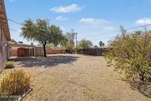 4934 E 17th St, Tucson, AZ 85711 - Photo 24