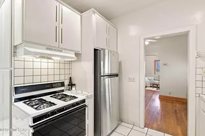 2040 E Hawthorne Street, Tucson, AZ 85719 - Photo 14