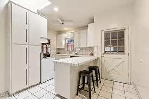 2040 E Hawthorne St, Tucson, AZ 85719 - Photo 16