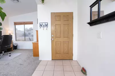 11618 N Flat Iron Drive, Tucson, AZ 85737 - Photo 8