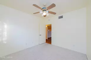 9271 N Moon View Pl, Tucson, AZ 85742 - Photo 22