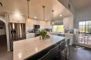 7600 N Sonoma Way, Tucson, AZ 85743 - Photo 2