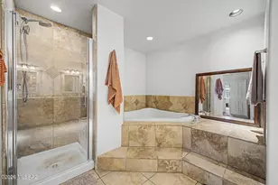 3819 N Look Backridge Pl, Tucson, AZ 85719 - Photo 18